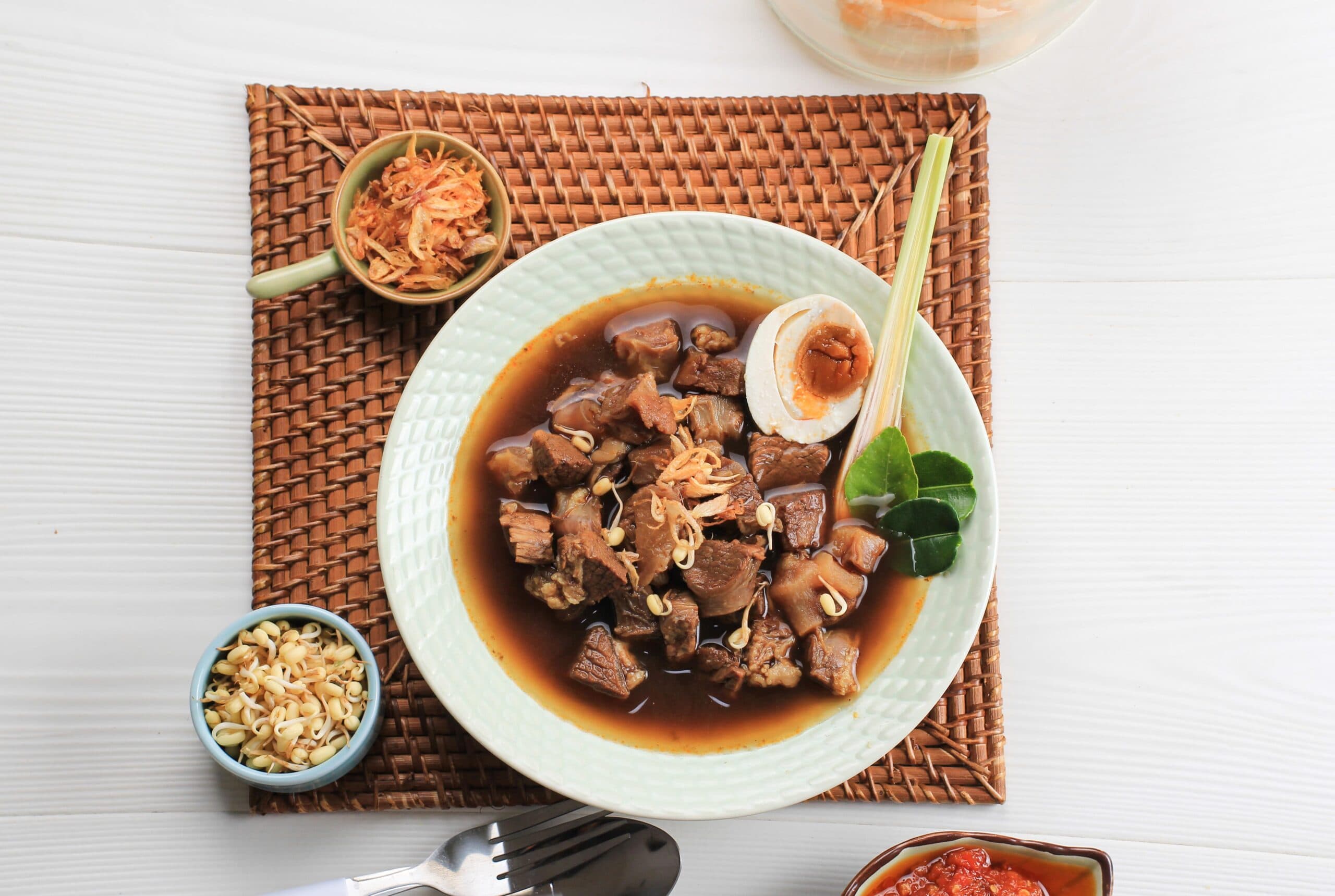 Rawon: Sup dengan peringkat terbaik untuk tahun 2023