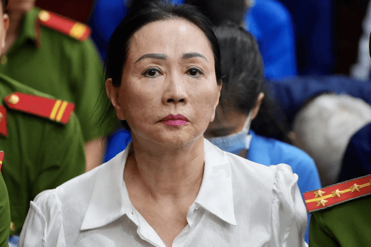 Persidangan kasus korupsi yang paling spektakuler di Vietnam